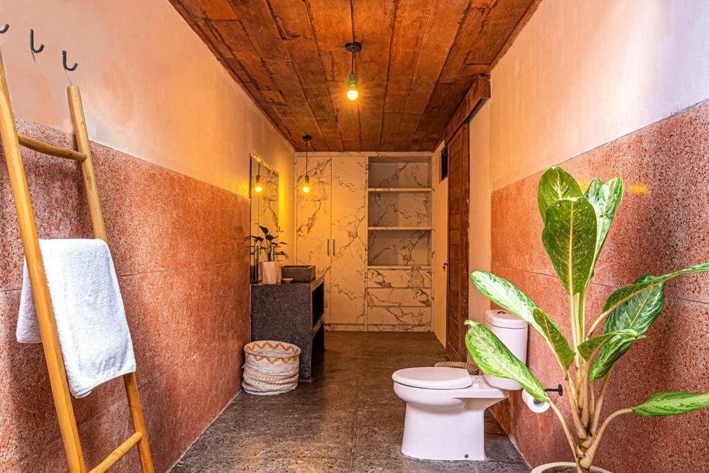 Berawa Canggu Stylish Joglo 3 Bedrooms Private Villa With Private Pool Extérieur photo