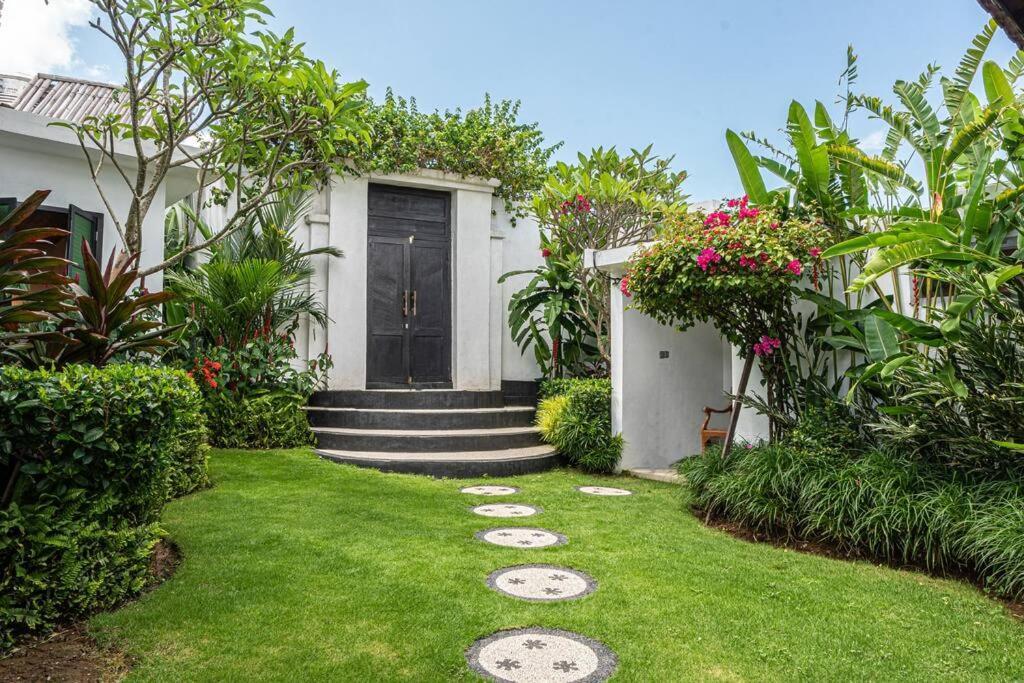 Berawa Canggu Stylish Joglo 3 Bedrooms Private Villa With Private Pool Extérieur photo