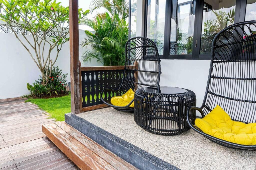 Berawa Canggu Stylish Joglo 3 Bedrooms Private Villa With Private Pool Extérieur photo