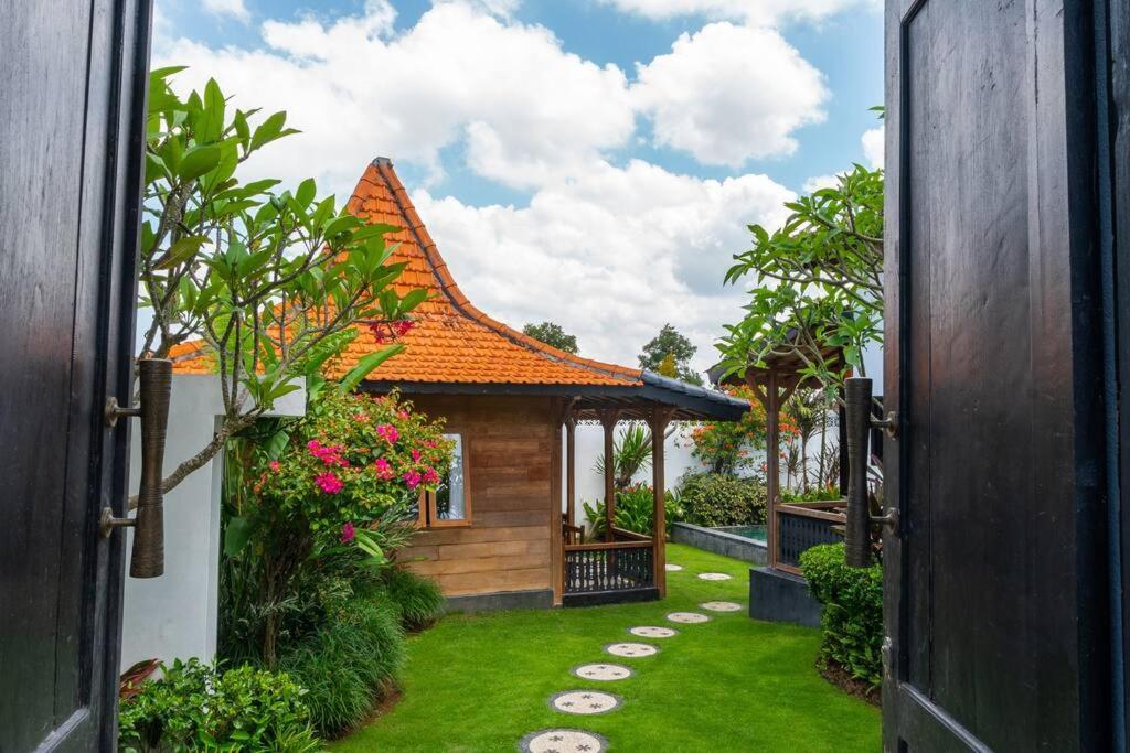 Berawa Canggu Stylish Joglo 3 Bedrooms Private Villa With Private Pool Extérieur photo