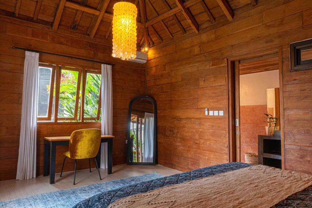 Berawa Canggu Stylish Joglo 3 Bedrooms Private Villa With Private Pool Extérieur photo
